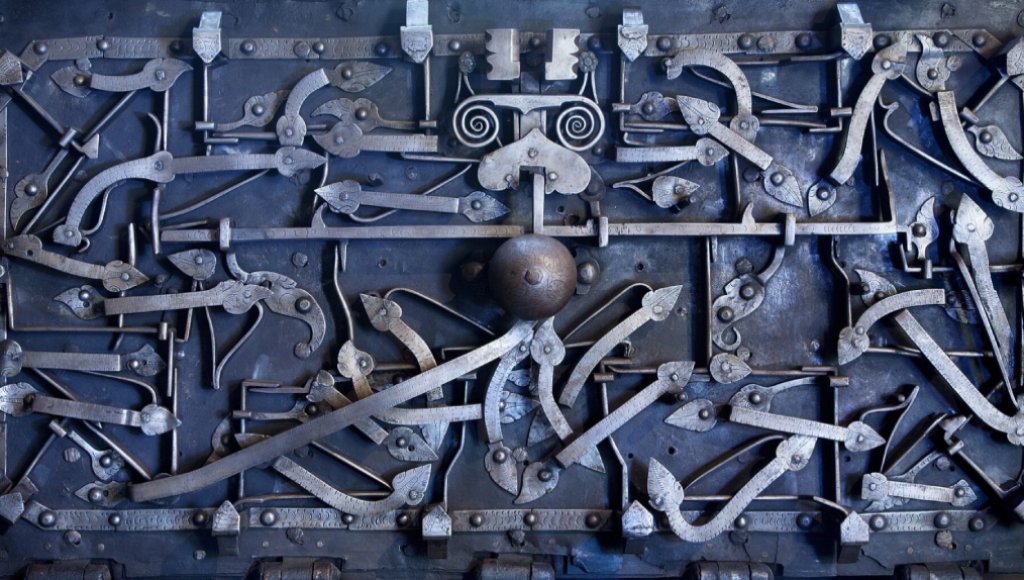Business Operations Management: How Companies Build Efficient and Scalable Systems